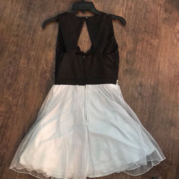 Homecoming dress - Picture 2 of 6